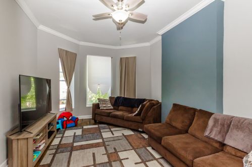 1450 Avers Ave, Chicago IL 60651-2136 exterior