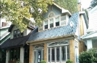 1252 Arkansas Ave, Pittsburgh PA  15216-2604 exterior