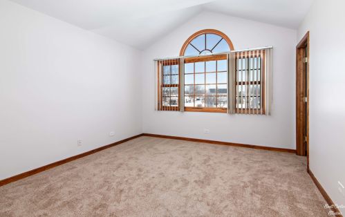 717 Greenmeadow Ct, Bull Valley IL 60014-8974 exterior