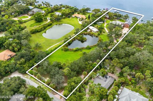 4205 Crooked Mile Rd, Merritt Island, FL 32952-6303