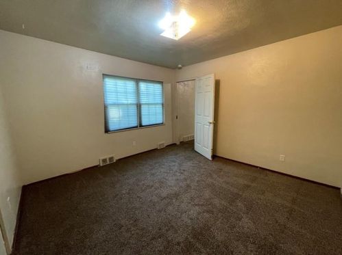 10031 Grandview Ave, Pittsburgh PA 15237-2253 exterior