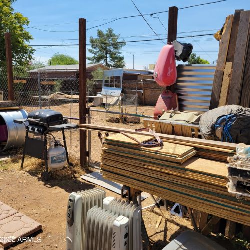 2641 Aire Libre Ave, Phoenix AZ 85032-2813 exterior