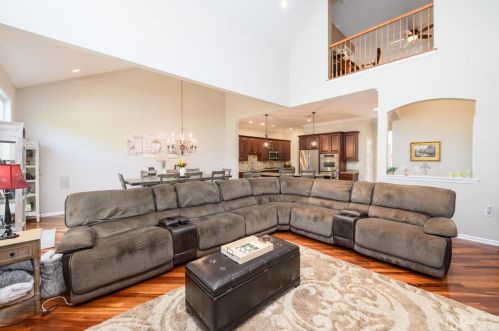 1 Maria Ct, Old Bridge NJ 08857-4407 exterior