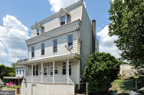 1014 Race St, Primrose, PA 17901-2338