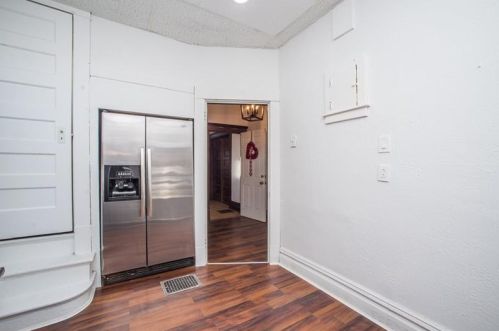 1413 Chelton Ave, Pittsburgh PA 15226-2323 exterior