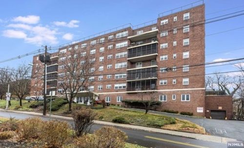 415 Claremont Ave, Montclair NJ 07042-1800 exterior