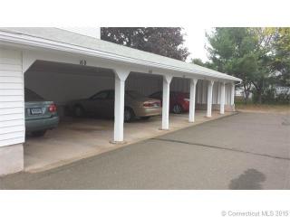 16 Esquire Dr, Manchester CT  06042-2451 exterior