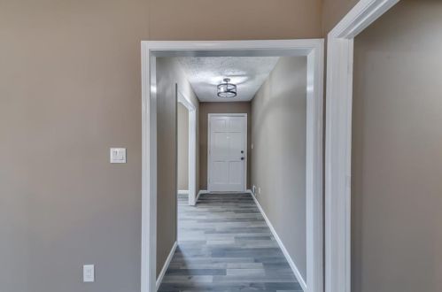 1150 Mitchell Crossing Dr, Atlanta GA  30331-7366 exterior