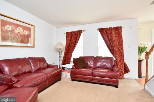 336 Schafer Blvd, New Castle DE 19720-8857 exterior