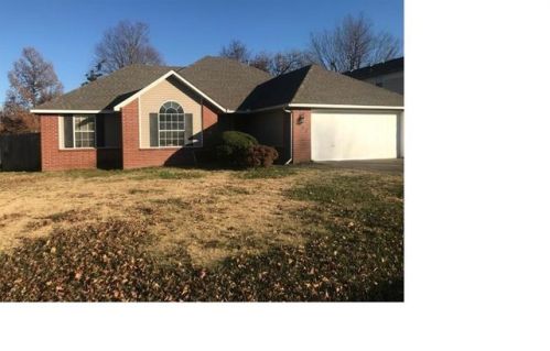3465 Ryan St, Springdale, AR 72764-6813