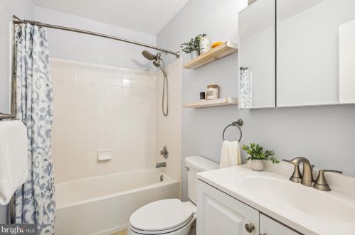 3853 Watkins Mill Dr, Alexandria VA  22304-6448 exterior