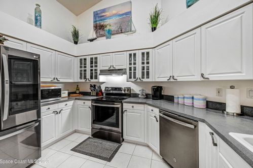 285 Northgrove Dr, Merritt Island FL 32953-7959 exterior