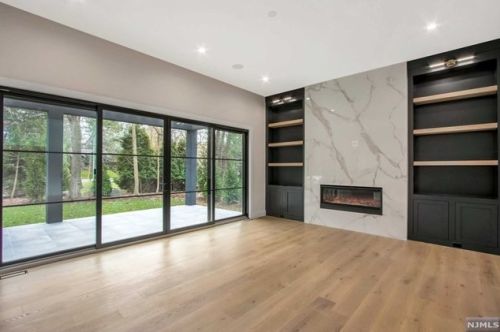 116 Lk Rd, Demarest NJ 07627-2236 exterior