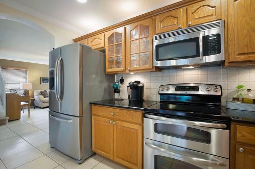 1450 Artimino Ln, Boynton Beach FL 33436-1110 exterior