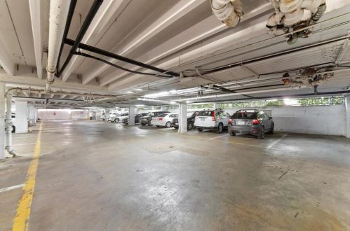 4837 Cedar Springs Rd, Dallas TX  75219-7223 exterior