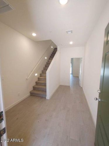 8255 22nd Dr, Phoenix AZ  85021-7712 exterior