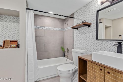 13002 28 Pl, Phoenix AZ 85008-6045 exterior