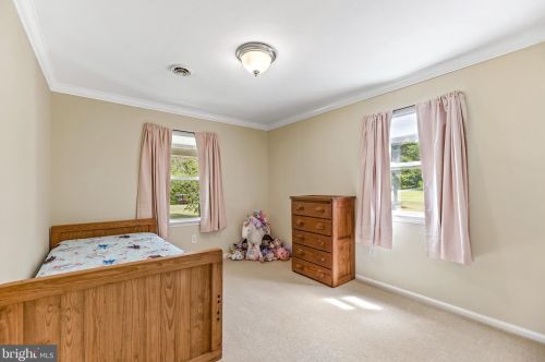 1070 Carson Dr, Huntingtown MD 20639-9507 exterior