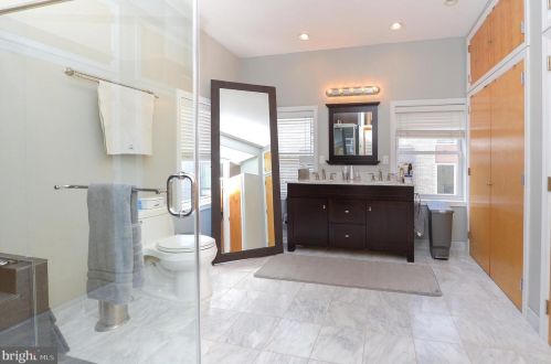 720 Marvine St, Philadelphia PA 19141-3417 exterior