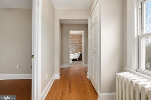 6701 Poplar Ave, Silver Spring MD 20912-4671 exterior