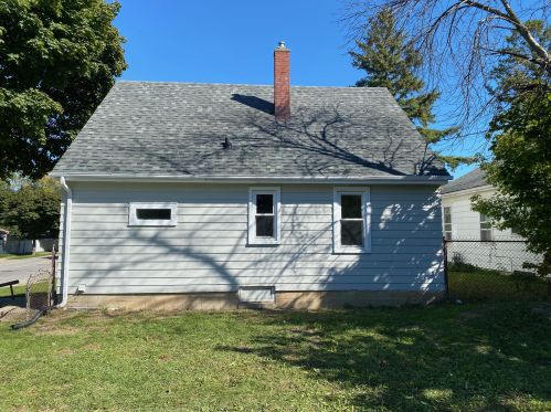 4377 62nd St, Milwaukee, WI 53216-1218