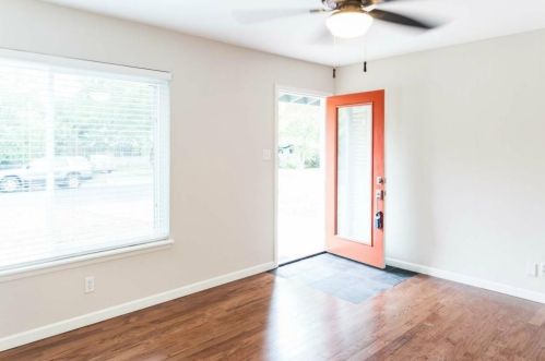 5102 Brookdale Ln, Austin TX  78723-4019 exterior