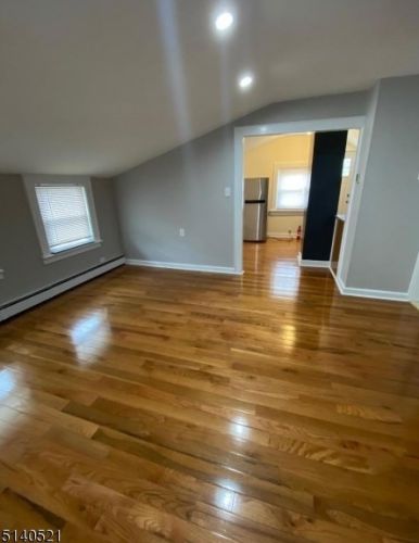 122 9th Ave, Paterson NJ  07506-1643 exterior