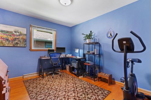 3837 75th St, Milwaukee WI 53220-1723 exterior