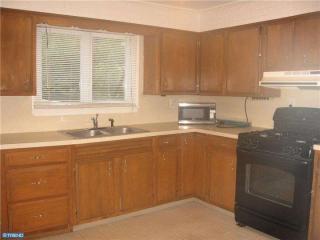 1396 Kuser Rd, Trenton NJ  08619-3804 exterior