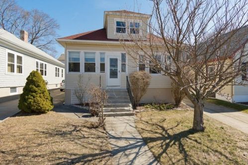 73 Gray St, Providence RI 02904-4702 exterior