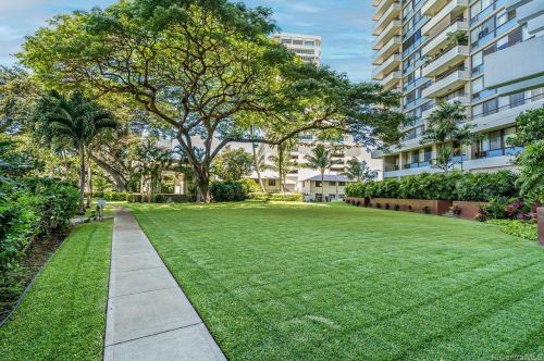 2333 Kapiolani Blvd, Honolulu HI  96826-4485 exterior