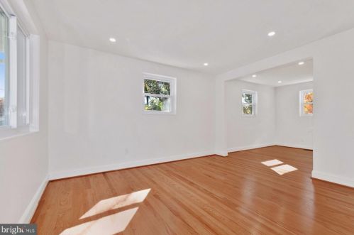 4608 Coachway Dr, Rockville MD  20852-2338 exterior