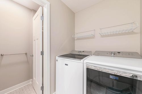 120 Forrest St, Wayland MI 49348-1198 exterior