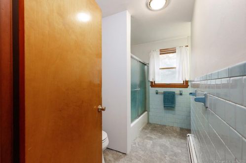 41 Waterman St, Killingly CT 06239-4241 exterior