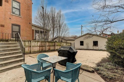 3871 Utah St, Saint Louis MO 63116-3827 exterior