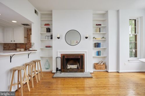 1749 Church St, Washington, DC 20036-1301