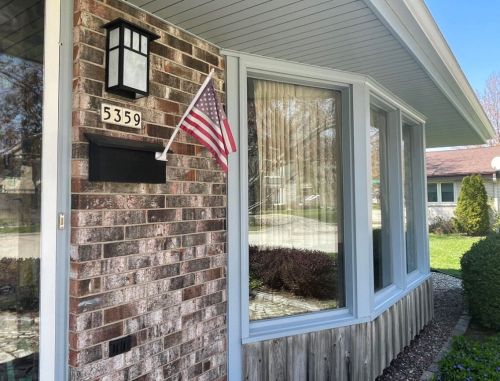 5359 24th St, Milwaukee, WI 53209-5068