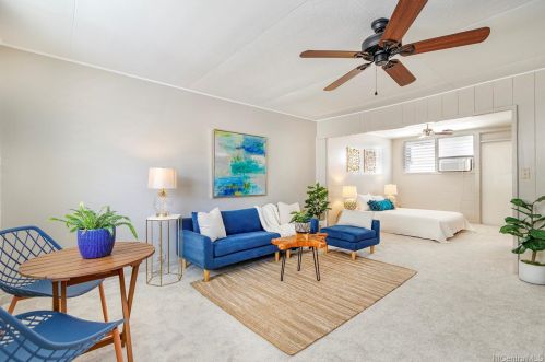 1513 Spreckels St, Honolulu, HI 96822-4654