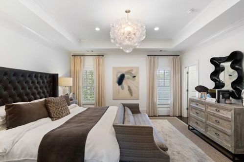 2652 Forrest Way, Atlanta GA  30305-3770 exterior