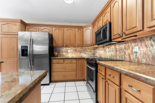 7279 Le Chalet Blvd, Boynton Beach FL 33472-5035 exterior