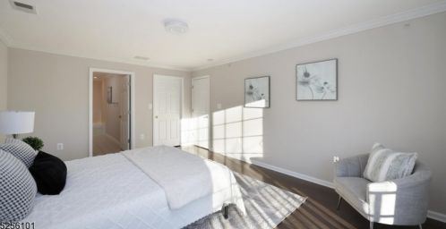 406 Donato Cir, Scotch Plains NJ 07076-1068 exterior