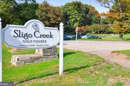 917 Northwest Dr, Silver Spring MD  20901-1435 exterior