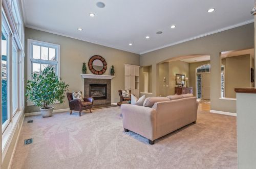 3211 Crestmoor Dr, Saint Paul MN 55125-5010 exterior