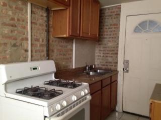 6940 Oglesby Ave, Chicago IL  60649-1821 exterior