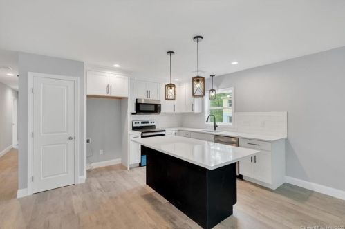 22 Belmont St, New Britain, CT 06053-3505