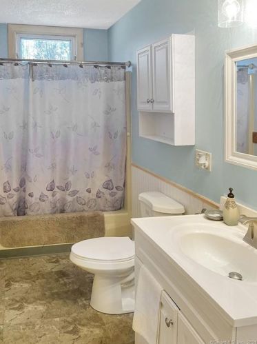 236 Geer Rd, Exeter CT 06249-2604 exterior