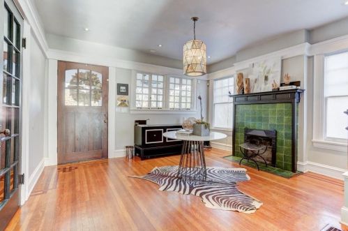 811 Charles Allen Dr, Atlanta GA  30308-1706 exterior