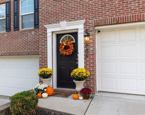 868 Highpointe Cir, Pittsburgh, PA 15220-1854