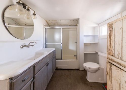 524 Forrest St, Wayland MI 49348-1198 exterior