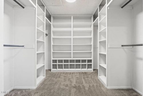 1950 Sutter Pl, Oxnard CA  93033-5633 exterior